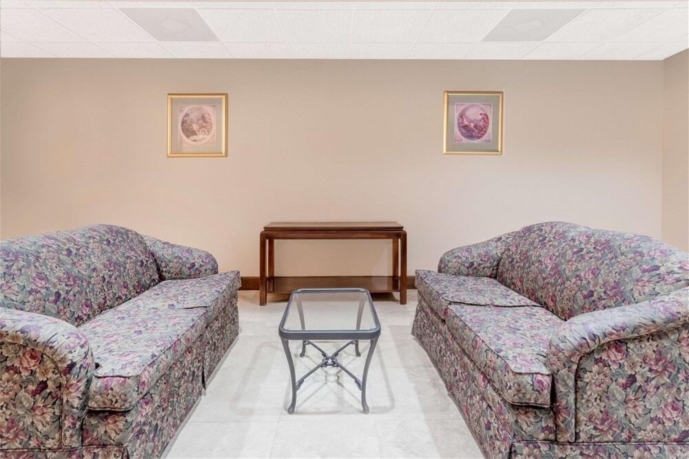 Foto de las zonas nobles de Hotel Days Inn by Wyndham St Augustine/Historic Downtown