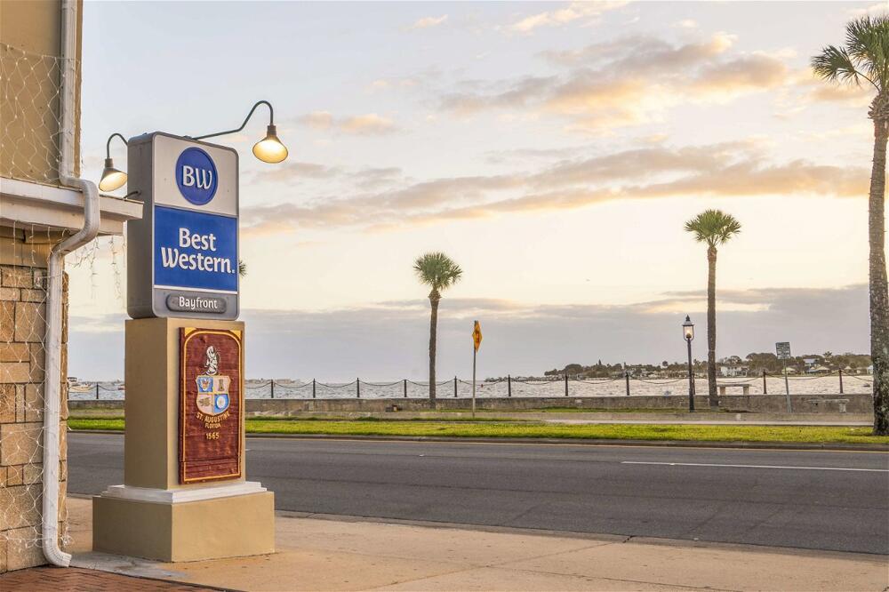 Foto del exterior de Hotel Best Western Bayfront