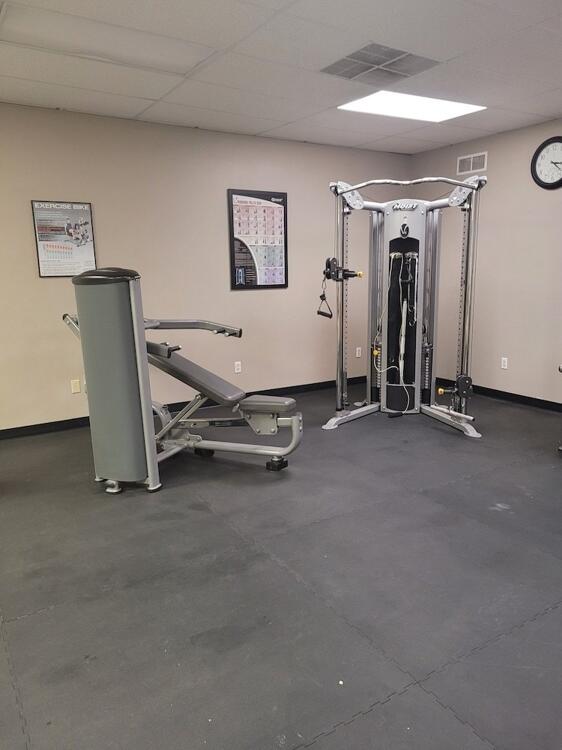 Foto de los servicios de SureStay Plus Hotel by Best Western McGuire AFB Jackson