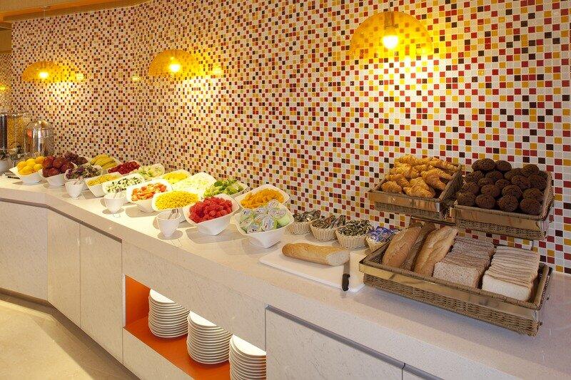 Foto general de Hotel Ibis Hong Kong Central &amp;amp; Sheung Wan