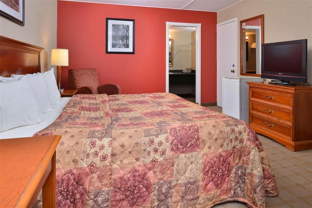 Foto de una habitación de Motel Canadas Best Value Inn St. Catharines