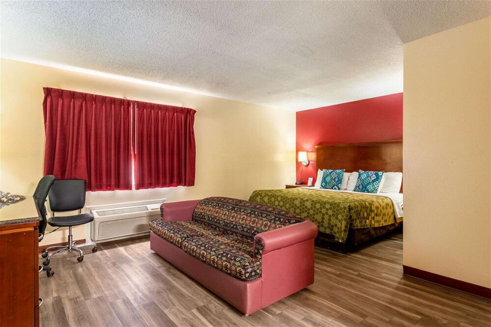 Foto de una habitación de Hotel Econo Lodge Gallup