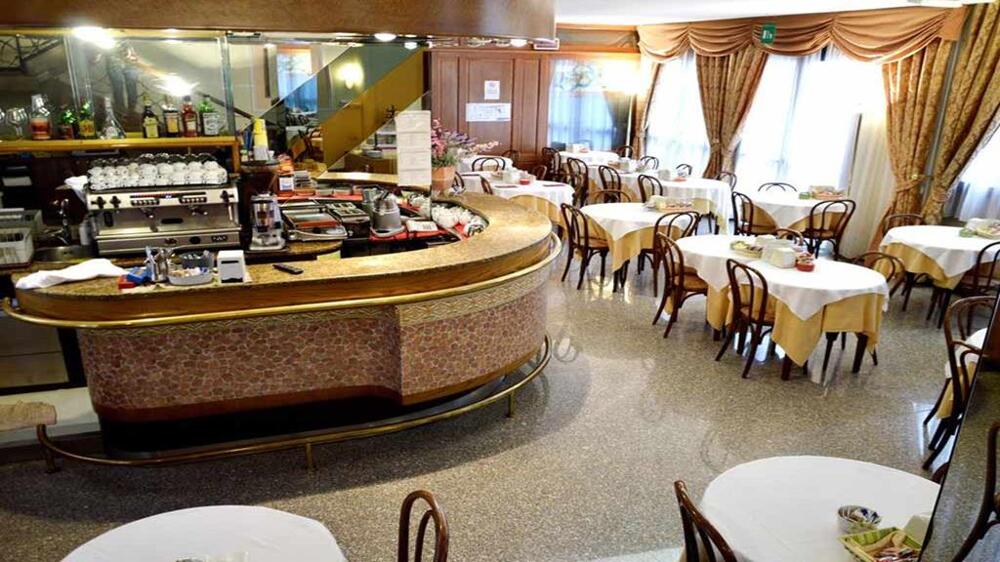 Foto de restauración de Hotel Donatello