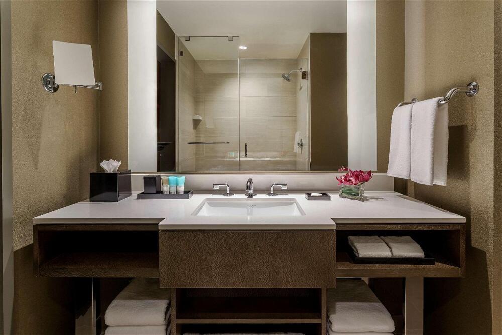 Bathroom – Hotel Hyatt Regency Tysons Corner Center