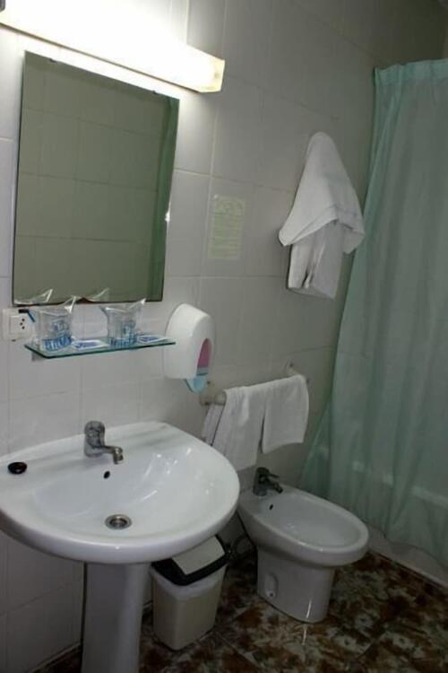 Foto del baño de LC Hotel Urbano