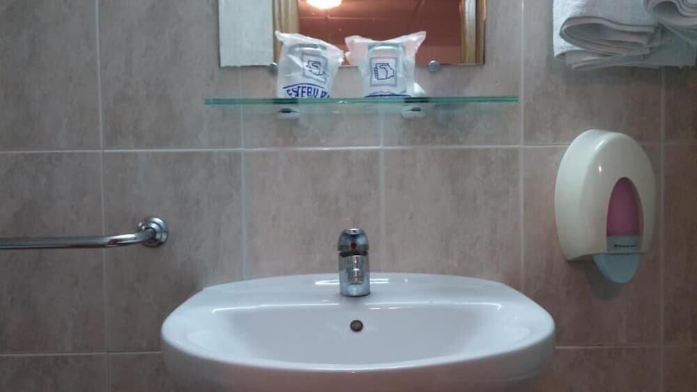 Foto del baño de LC Hotel Urbano