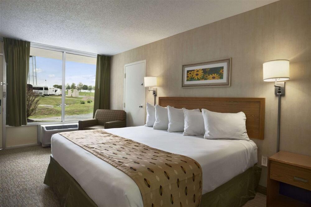 Foto de una habitación de Hotel Days Inn by Wyndham Frederick
