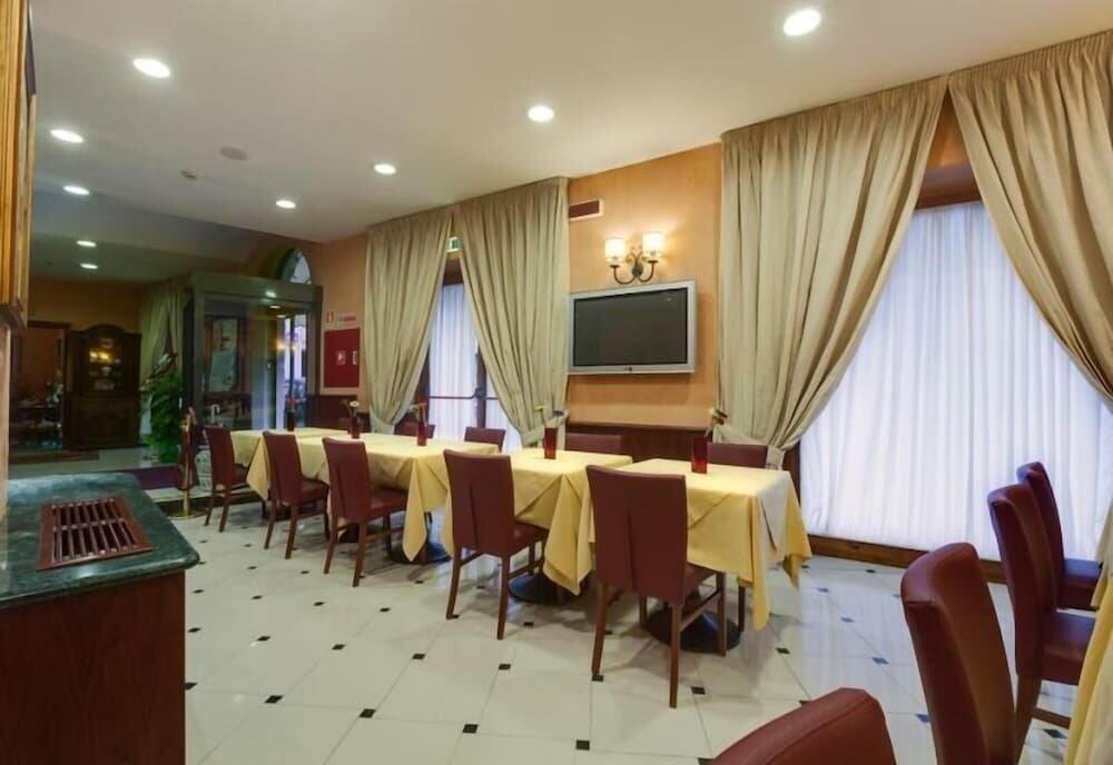 Foto de restauración de Hotel Arizona