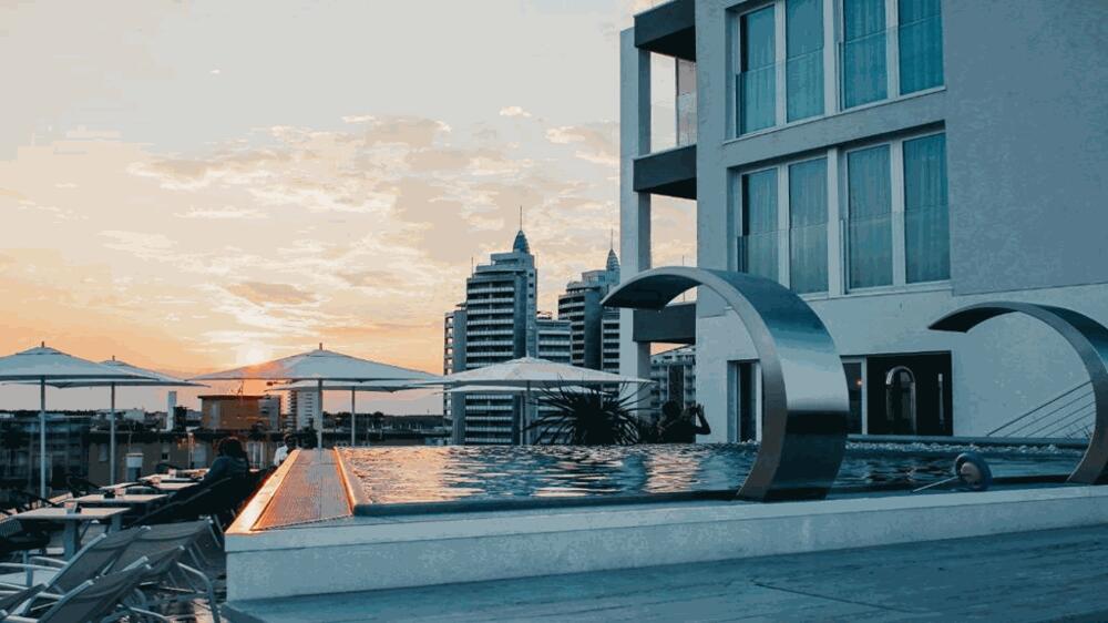 Foto de los servicios de J44 Lifestyle Hotel