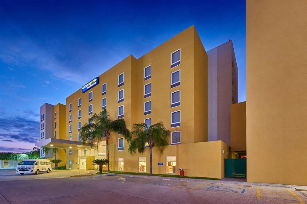 Foto del exterior de Hotel City Express Mazatlan
