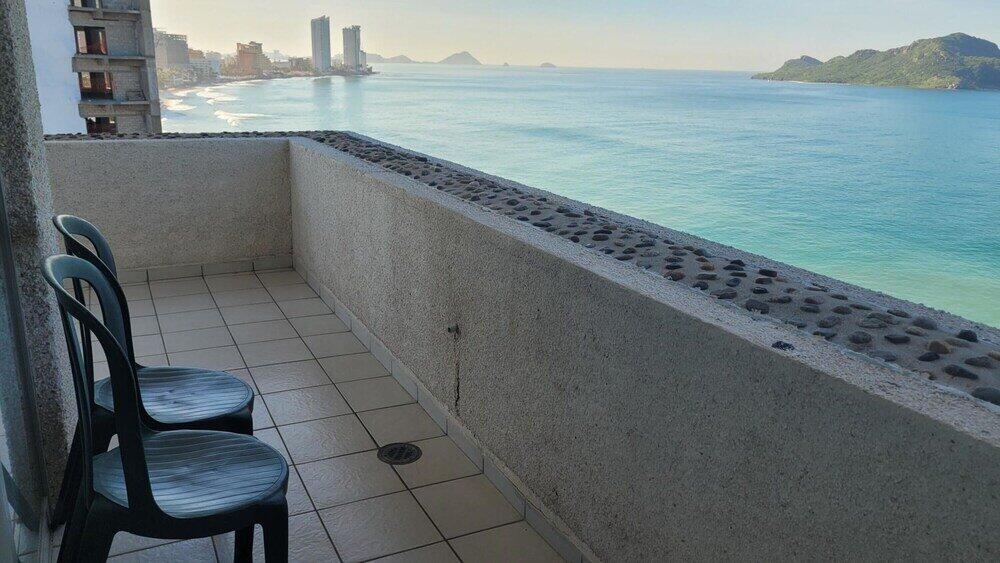 Foto de una habitación de Hotel Mision Mazatlan