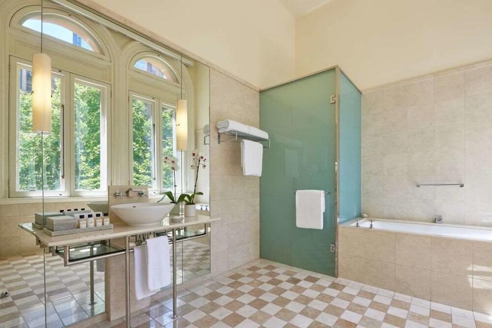 Foto del baño de The Fullerton Hotel Sydney