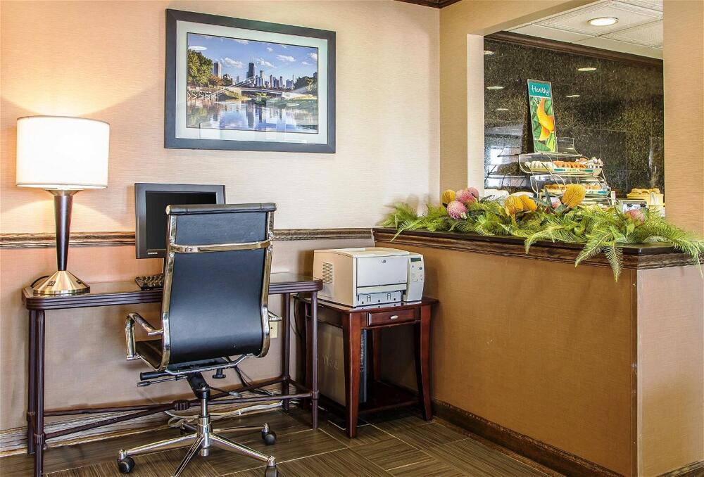 Foto de los servicios de Hotel Quality Inn Elgin I-90