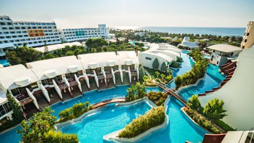 Foto del exterior de Complejo Cornelia Diamond Golf Resort &amp;amp; Spa