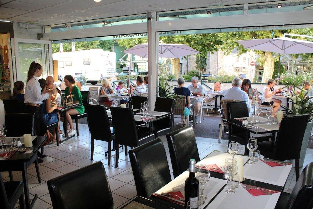 Foto de restauración de Hotel Le Patio De La Dordogne