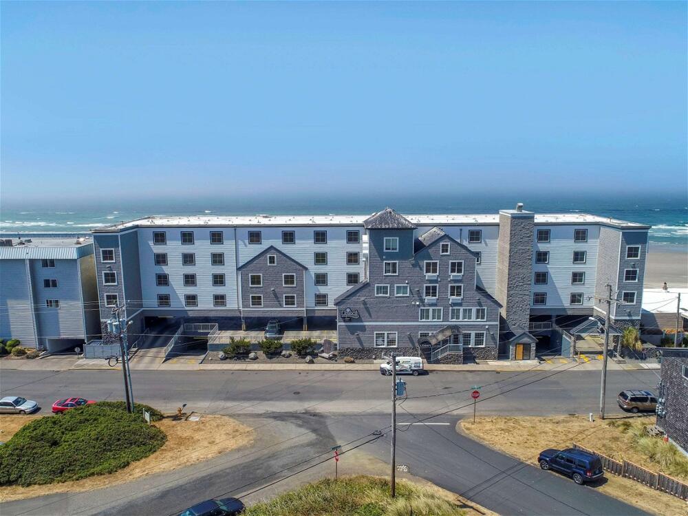 Foto del exterior de Elizabeth Oceanfront Suites, Ascend Hotel Collection