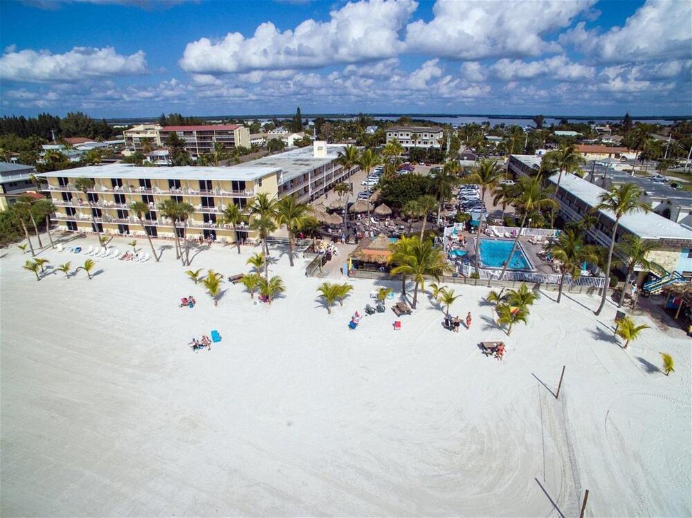 Foto general de Complejo Outrigger Beach Resort