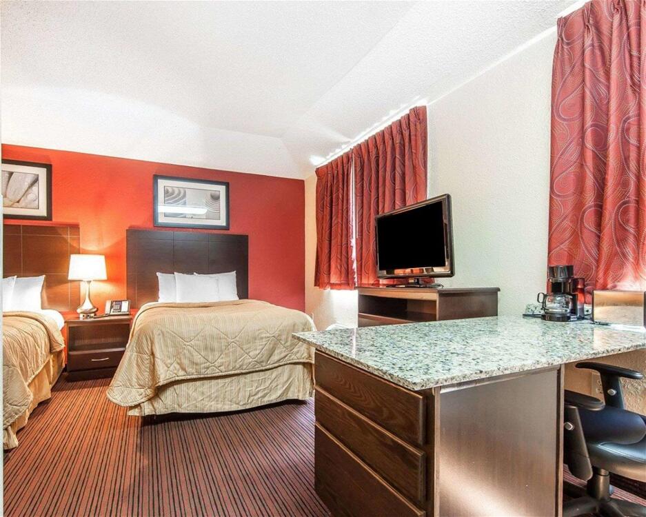 Foto de una habitación de Hotel MainStay Suites Knoxville Airport