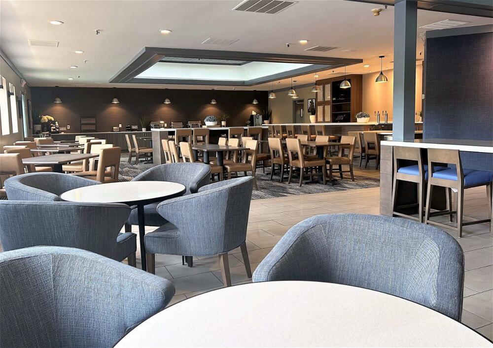 Foto de restauración de Best Western Plus Rockville Hotel &amp;amp; Suites