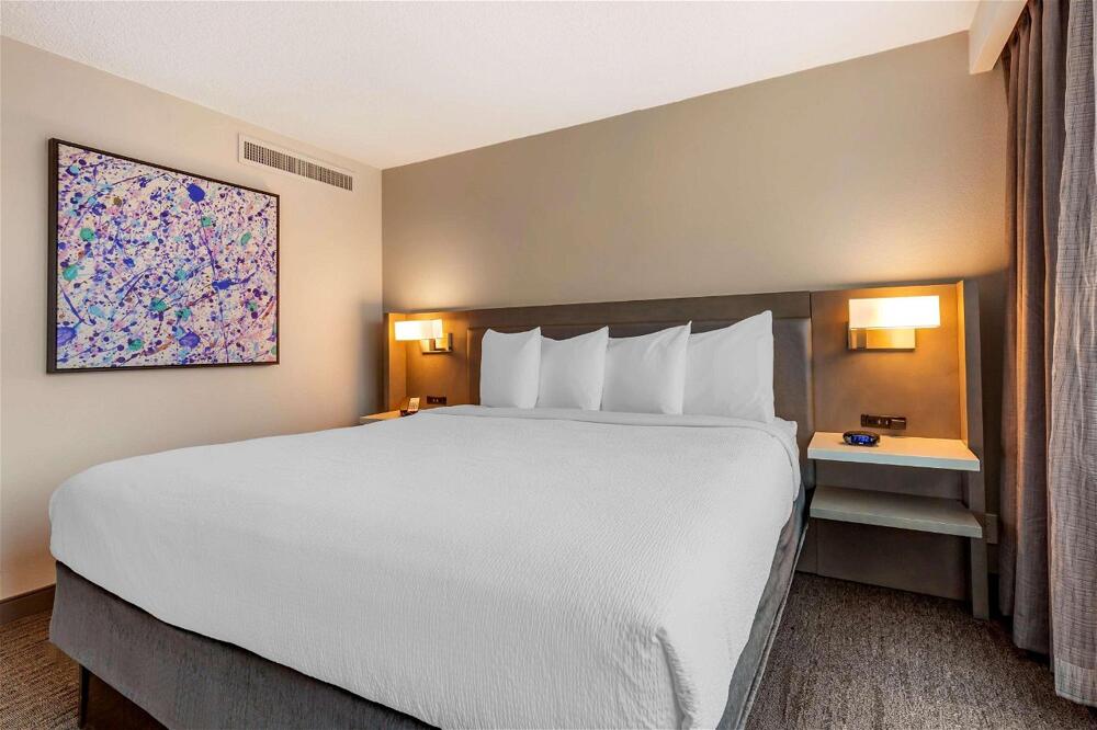 Foto de una habitación de Best Western Plus Rockville Hotel &amp;amp; Suites