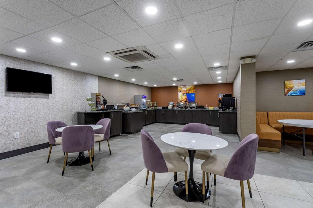 Foto de restauración de Hotel Comfort Inn &amp;amp; Suites Nashville Downtown - Stadium