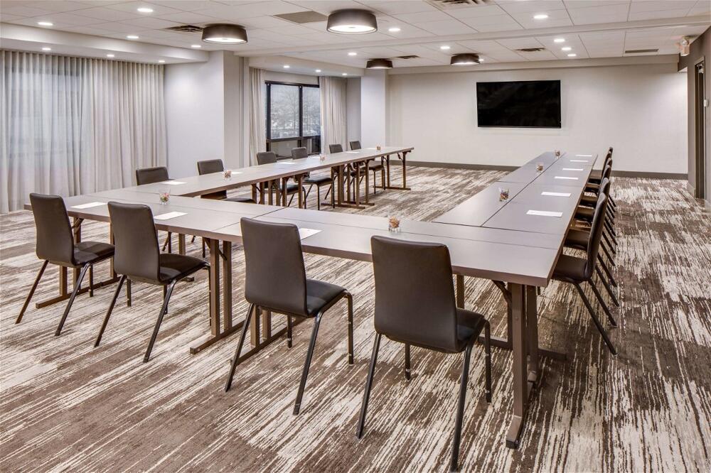 Facilities – DoubleTree by Hilton Hotel &amp;amp; Suites Jersey City