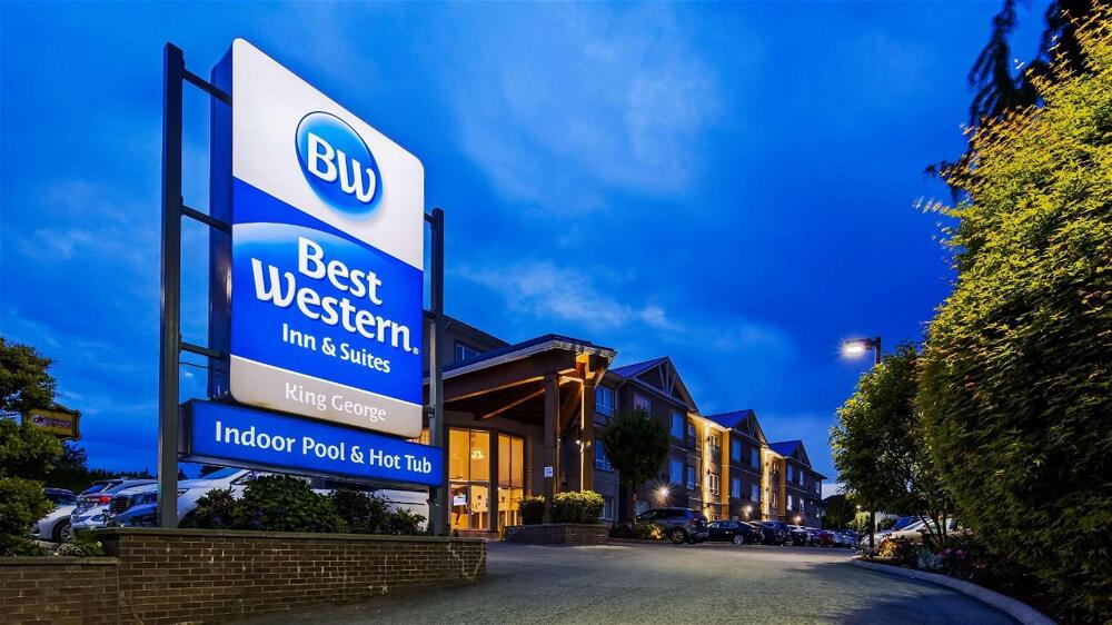 Foto del exterior de Hotel Best Western King George Inn &amp;amp; Suites