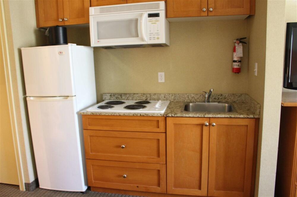 Foto de una habitación de Hotel Best Western King George Inn &amp;amp; Suites