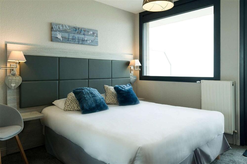Foto de una habitación de The Originals Boutique, Hôtel Neptune, Berck-sur-Mer (Inter-Hotel)