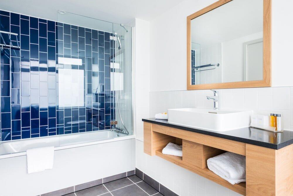 Foto del baño de Holiday Inn Reading South M4 Jct 11, an IHG Hotel