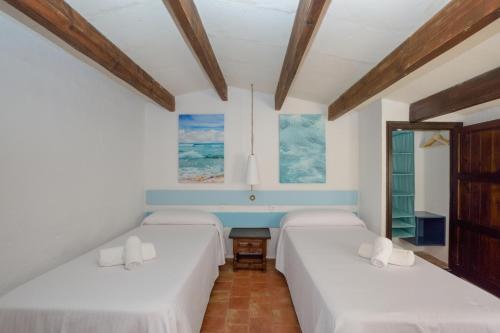Foto de una habitación de Binibeca Beach Villas