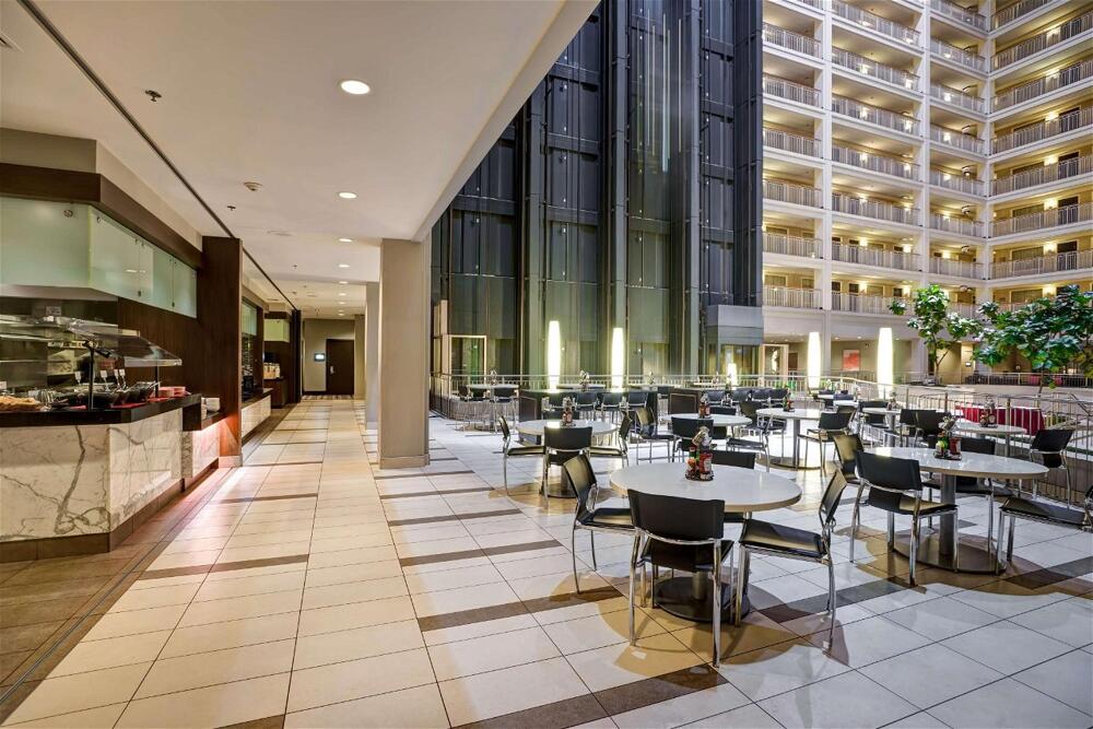 Foto de las zonas nobles de Hotel Embassy Suites Chicago - Downtown River North