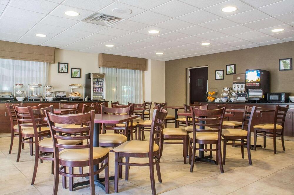 Foto de restauración de Hotel Sleep Inn