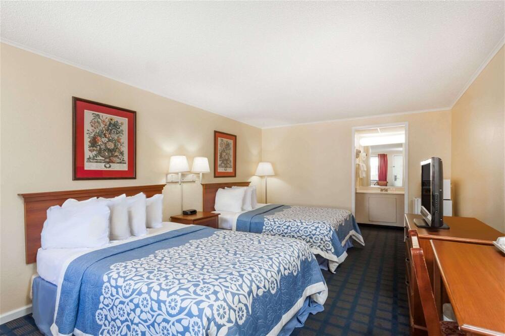Room – Motel Days Inn by Wyndham Dover Downtown