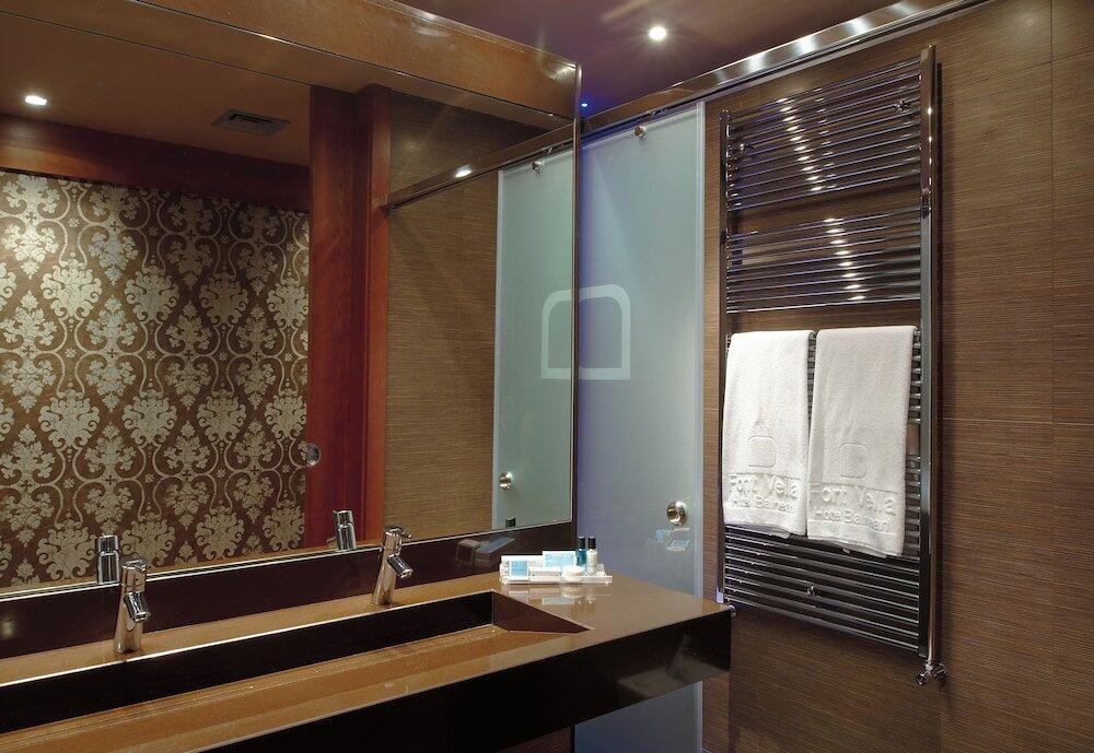 Foto del baño de Hotel Balneario Font Vella- Adults Only
