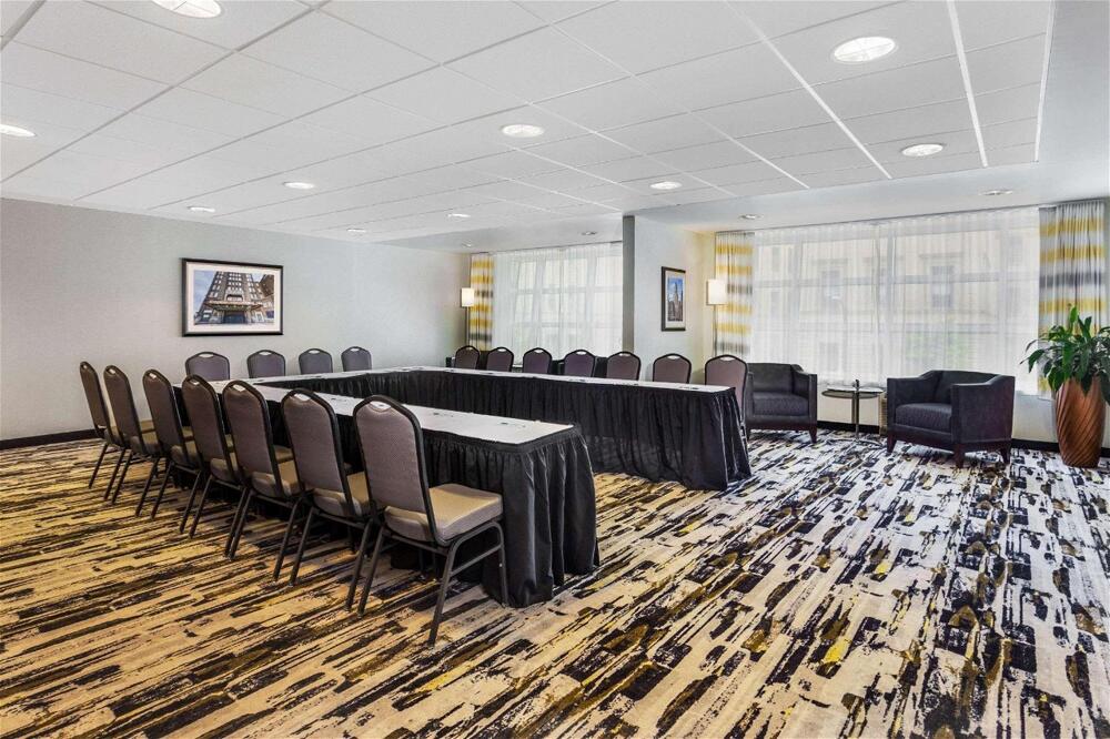 Foto de los servicios de Hotel Wyndham Garden Buffalo Downtown