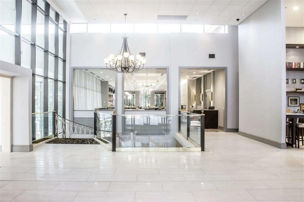 Foto de las zonas nobles de DoubleTree by Hilton Hotel Charlottesville