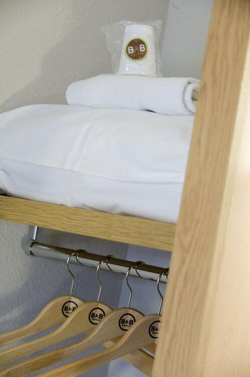 Foto de una habitación de B&amp;amp;B HOTEL Marne-la-Vallée Bussy-Saint-Georges