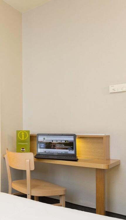 Foto de una habitación de B&amp;amp;B HOTEL Marne-la-Vallée Bussy-Saint-Georges