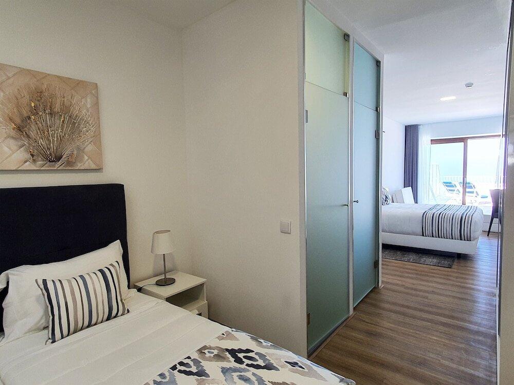 Foto de una habitación de Miramar Hotel Spa &amp;amp; Apartments