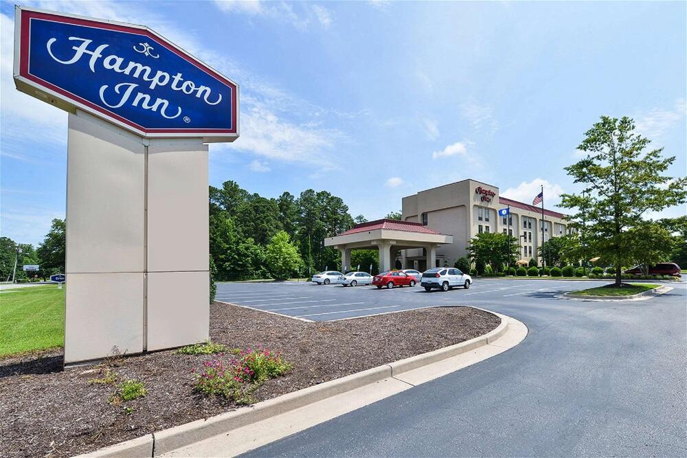 Foto del exterior de Hotel Hampton Inn Petersburg-Ft. Lee