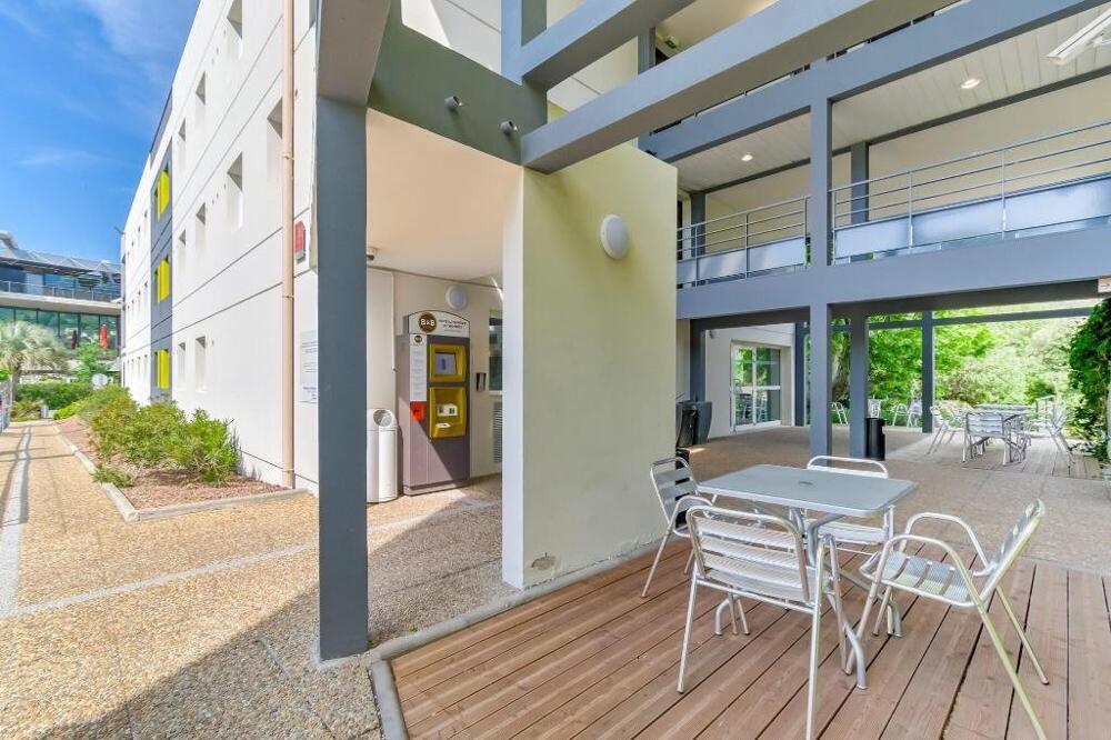 Foto de las zonas nobles de B&amp;amp;B Hotel Marseille La Valentine