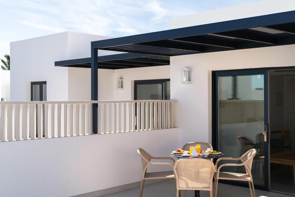 Foto de una habitación de Apartamentos Nazaret Beach - Adults only