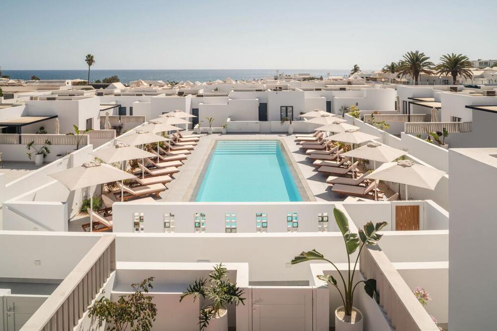 Foto general de Apartamentos Nazaret Beach - Adults only