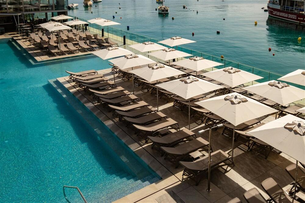 Foto de los servicios de 115 The Strand Hotel by NEU Collective