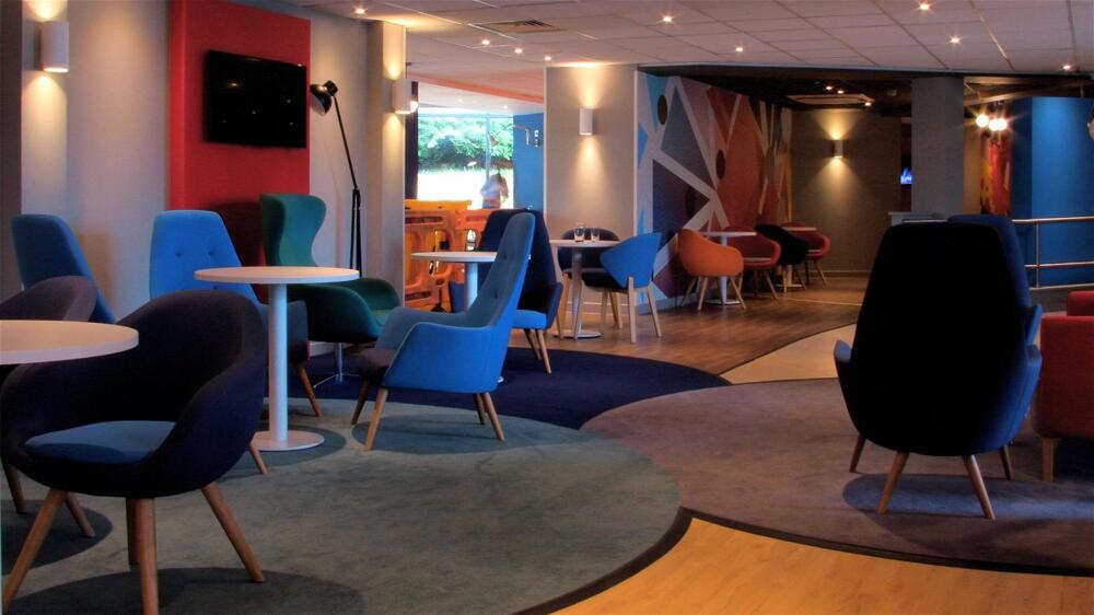 Foto de los servicios de Holiday Inn Express London Stansted Airport, an IHG Hotel