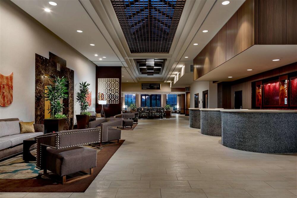 Foto de las zonas nobles de Hotel Hilton Charlotte University Place