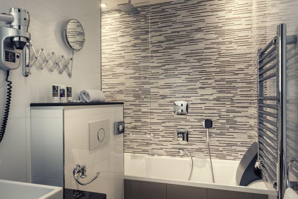 Foto del baño de Hotel Mercure Paris Arc de Triomphe Wagram