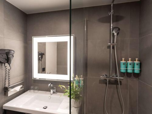 Foto del baño de Hotel Mercure Angers Lac De Maine