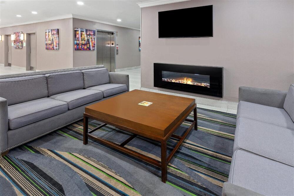 Foto general de Holiday Inn Chicago/Oak Brook, an IHG Hotel